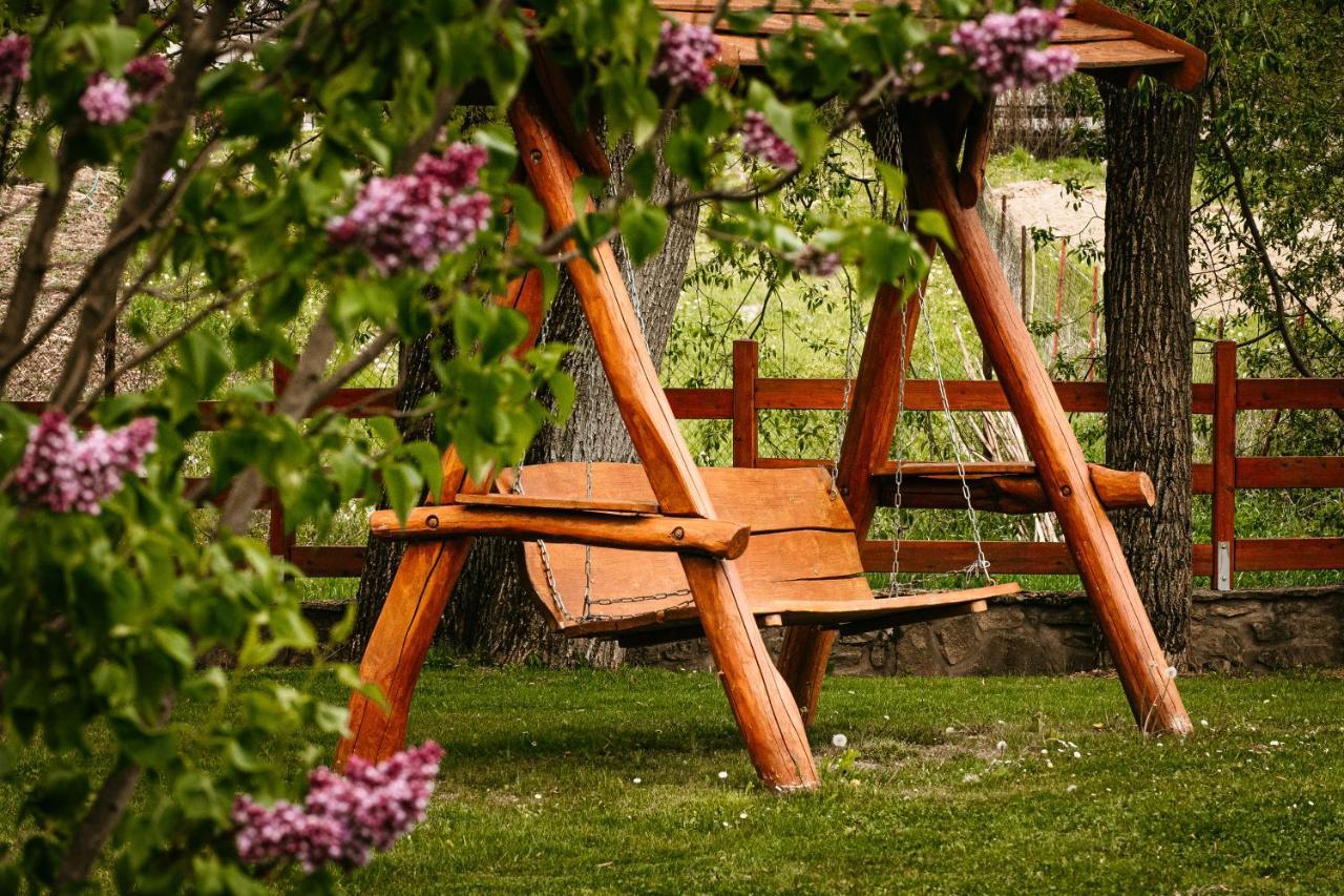 Kakukk Vendeglo Panzio Bed & Breakfast Bánd Eksteriør bilde