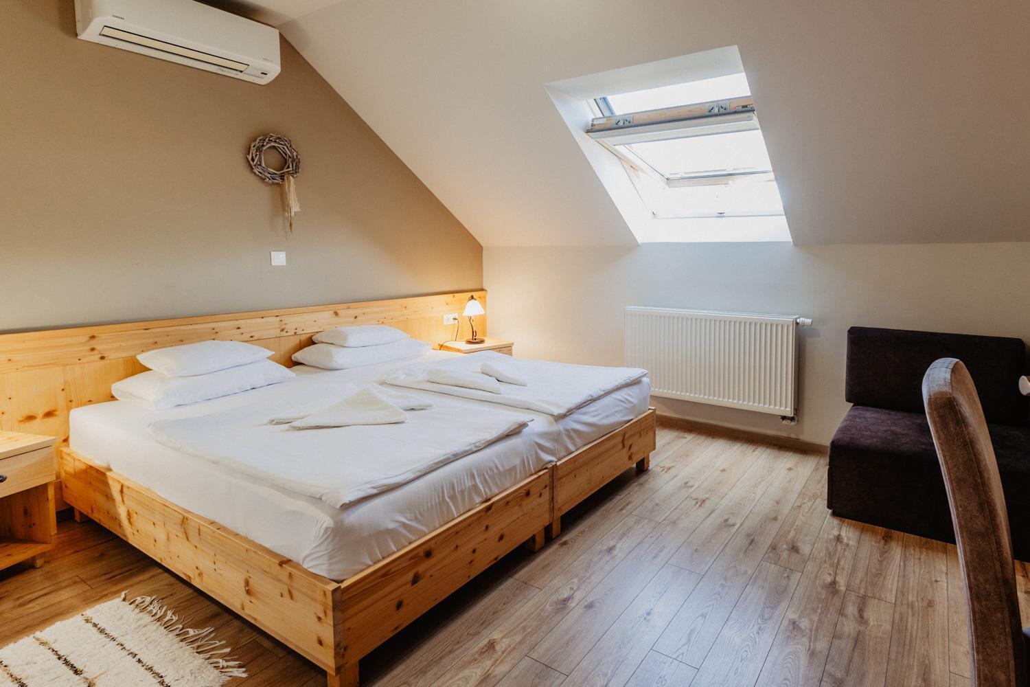 Kakukk Vendeglo Panzio Bed & Breakfast Bánd Eksteriør bilde